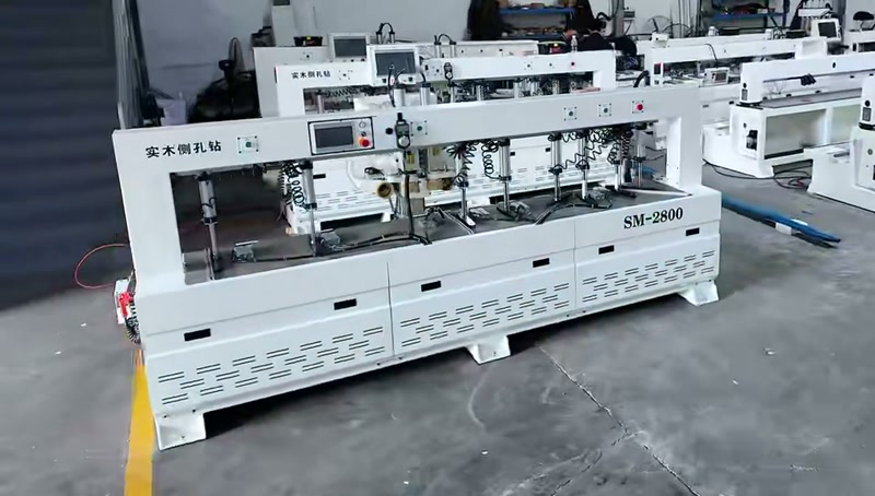SM3100 Four-Spindle Solid Wood Mortising Machine machine demonstration image